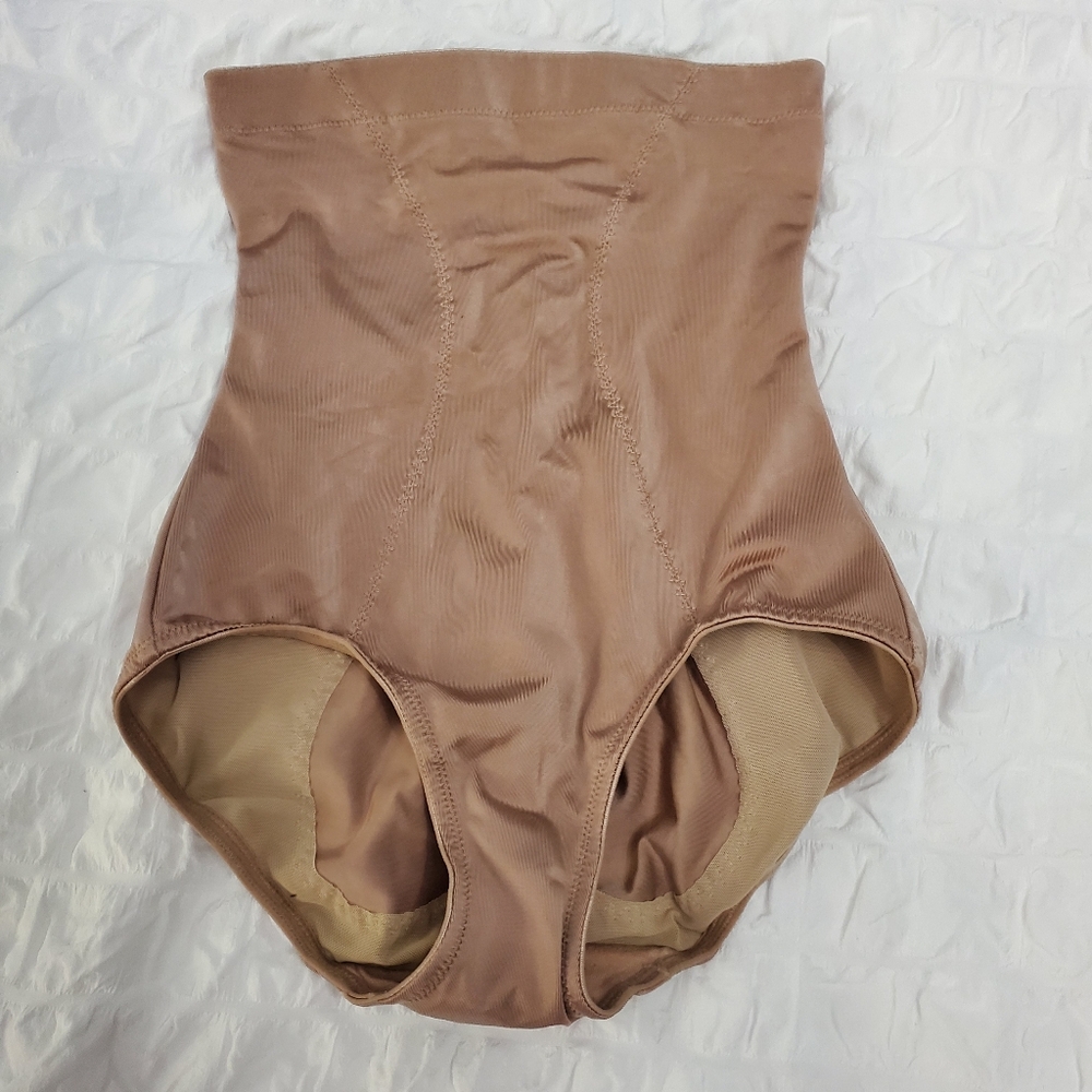 Victoria's Secret Hug Me Tight High-Waist Shaper Brief Sz XS